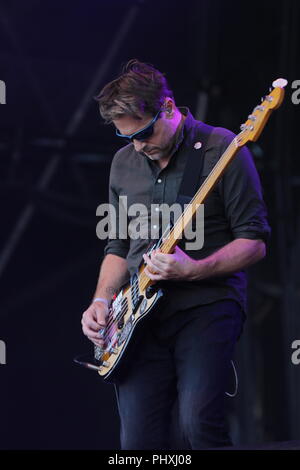 Knebworth Park, Herfordshire, UK. Il 2 settembre, 2018. Abbraccio eseguire live il secondo giorno del primo Cool Britannia Festival di Knebworth Park. Foto Stock