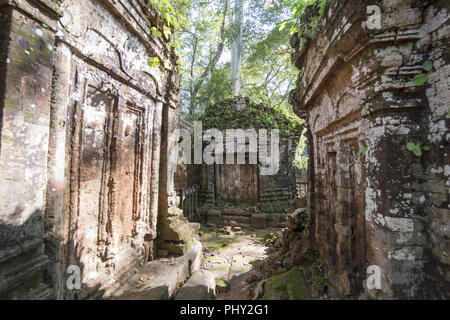 Cambogia SRA EM PRASAT Koh Ker tempio Khmer Foto Stock