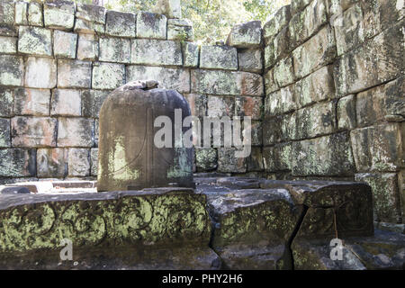 Cambogia SRA EM PRASAT Koh Ker tempio Khmer Foto Stock