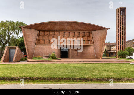 Chiesa di Cristo di lavoratore e di Nostra Signora di Lourdes, Cristo obrero chiesa (1960), Estacion Atlantida, Canelones, Uruguay Foto Stock