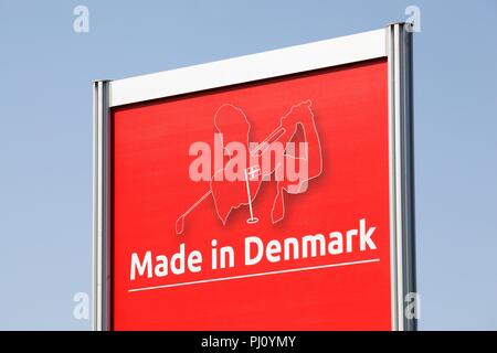 Himmerland, Danimarca - Agosto 23, 2017: Made in Danimarca segno su un pannello. Fabbricato in Danimarca è un tour europeo golf tournament svolto annualmente in Danimarca Foto Stock