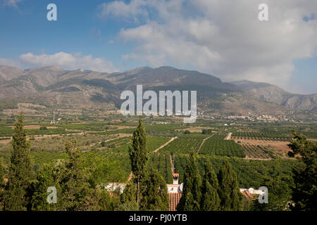 Paesaggio e le montagne in estate, in prossimità Orba, Costa Blanca, Spagna Foto Stock