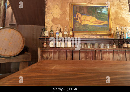 Interno del vecchio western saloon vecchio a Tucson. Foto Stock
