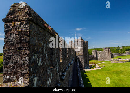 Pembroke Castle, Wales, Regno Unito Foto Stock