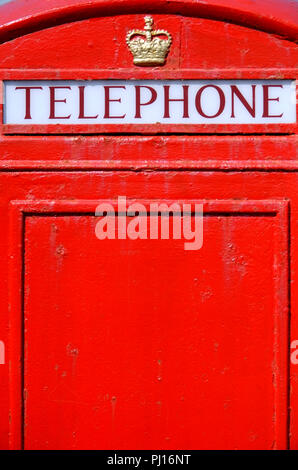 Dettaglio di un Britannico rosso telefono pubblico box Foto Stock