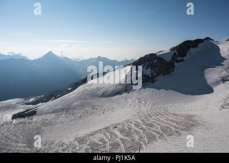 Paesaggio swiss alpes, vista da mittelallalin 3500m ü. M Foto Stock