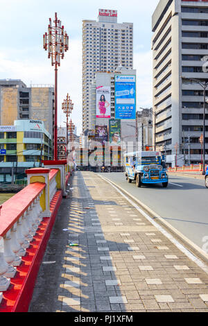 Binondo, Manila, Filippine - 29 Luglio: sul ponte di Jones Foto Stock