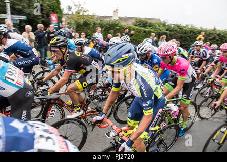 Barnstable, Devon, Regno Unito . Il 3 settembre, 2018. Ovo tour della Gran Bretagna, stadio 2, Bratton Fleming KOM salire e terminare a Barnstable, Devon, Inghilterra. Il 3 settembre 2018, fase due Cranbrook a Barnstable Devon Credito: Simon Stuart-Miller/Alamy Live News Foto Stock