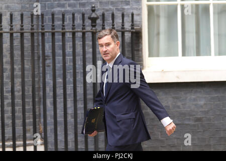 Londra, UK, 4 Settembre 2018,Lord Cancelliere e segretario di Stato per la giustizia la Rt Hon David Gauke MP assiste la sua prima riunione del gabinetto dopo la pausa estiva a 10 Downing Street, Londra. Credito: Keith Larby/Alamy Live News Foto Stock