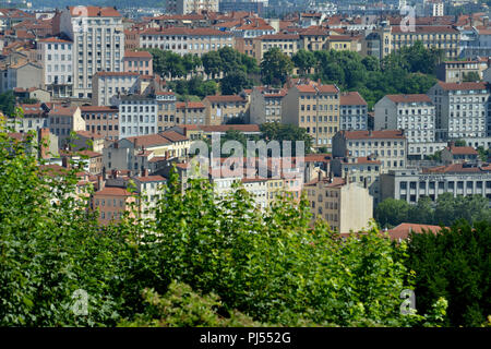 Lione (sud-est della Francia): real estate, gli edifici sulle colline di La Croix Rousse, nel 1° arrondissement (distretto). Foto Stock