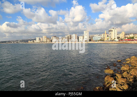 Sidone lungomare Corniche, Libano Foto Stock