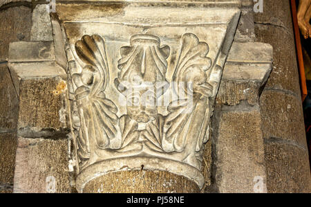 Langogne, capitelli romanici di Saint Gervais e Saint Protais chiesa , Lozère, Occitanie, Francia, Euorpe Foto Stock