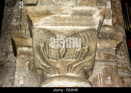 Langogne, capitelli romanici di Saint Gervais e Saint Protais chiesa , Lozère, Occitanie, Francia, Euorpe Foto Stock