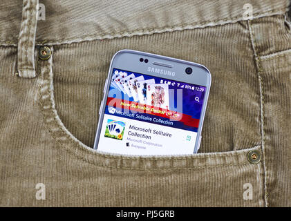 MONTREAL, Canada - 10 agosto 2018: Microsoft gioco Solitaire applicazione Android. Microsoft Solitaire Collection è un video gioco incluso con Windows Foto Stock