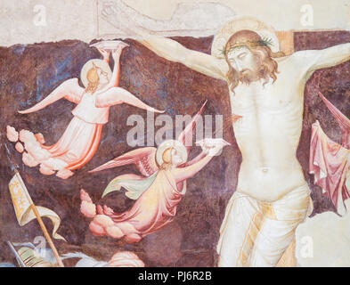 Particolare di un affresco medioevale della crocifissione di Gesù Cristo presso la Basilica di Santa Croce, Firenze, Italia. Foto Stock