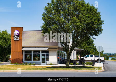 Willow Street, PA, Stati Uniti d'America - 10 Luglio 2018: Taco Bell, un fast-food offre un messicano ispirato menu, serve ha più di 5.800 sedi. Foto Stock