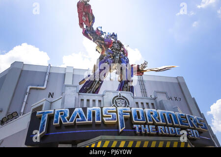 ORLANDO, FLORIDA, Stati Uniti d'America - 08 maggio, 2018: Universal Studios. Ingresso di trasformatori 3D ride. Foto Stock