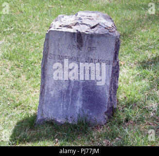 Generale confederato Stonewall Jacksons tagliati braccio è sepolto in un cimitero e dato la propria lapide vicino Fredericksburg Virginia. Foto Stock