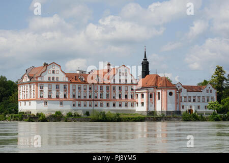 Schloss Neuhaus, Neuhaus una locanda, Deutschland, gesehen von Schärding, Innviertel, Österreich Foto Stock