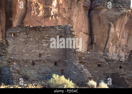 Rovine Anasazi di Hungo Pavi, unexcavated, Chaco Canyon, Nuovo Messico. Fotografia Foto Stock