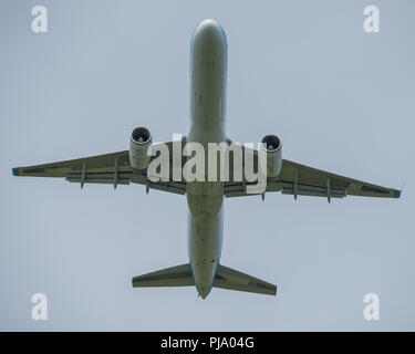 Thomson Airlines (TUI) visto all'Aeroporto Internazionale di Glasgow, Renfrewshire, Scozia. Foto Stock