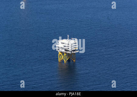 Il Walney estensione in mare al largo della costa della Cumbria, la più grande del mondo a lavorare offshore wind farm che ha aperto il mercoledì. Foto Stock