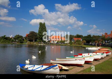 Il Meare a Thorpeness Suffolk REGNO UNITO ESTATE 2018 Foto Stock