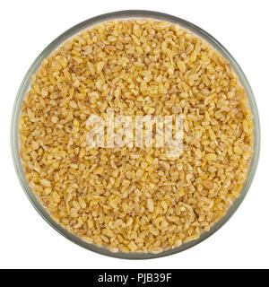 Bulgur isolato su sfondo bianco con tracciato di ritaglio Foto Stock