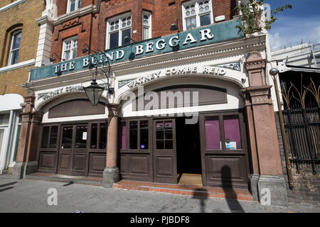 Il mendicante cieco pub a Whitechapel Road a Whitechapel nell'East End di Londra dove Ronnie Kray assassinato George Cornell, London, England, Regno Unito Foto Stock