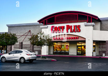 Il centro commerciale di striscia su Rainbow Blvd a Las Vegas, Nevada Foto Stock