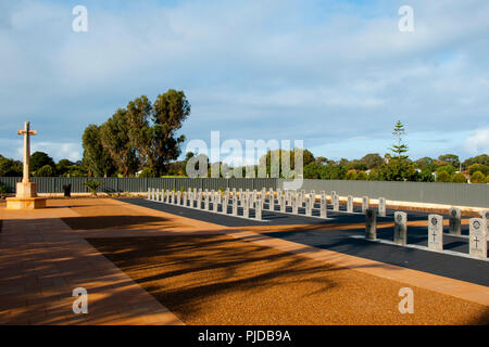 GERALDTON, Australia - Agosto 21, 2018: la prima guerra mondiale II cimitero con 83 tombe Foto Stock