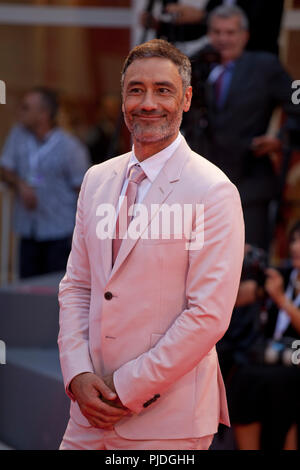 Taika Waititi alla premiere di gala per lo screening del film Suspiria al settantacinquesimo Festival del Cinema di Venezia, Sala Grande sabato 1 settembre 2018, Venezia Foto Stock