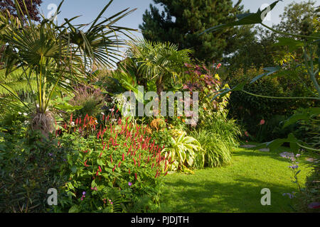 Il giardino segreto di Louth in tarda estate. Louth, Lincolnshire, Regno Unito. Agosto 2018. Inoltre conoscere come 68 Watt Lane. Foto Stock