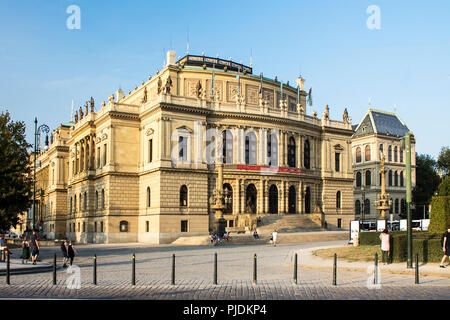 La sala concerti Rudolfinum a Praga, Repubblica Ceca Foto Stock
