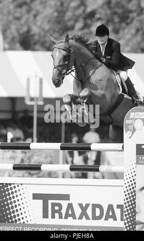 Campionati Europei, Hickstead, Agosto 1999 Lesley McNaught (SUI) Dulf equitazione Foto Stock