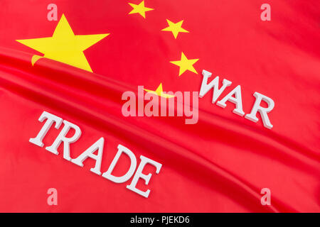 Metafora USA-Cina guerra commerciale / China-America tariffe - come parte di Donald Trump's MAGA / rendere l'America grande strategia nuovamente, guerra commerciale con la Cina. Foto Stock