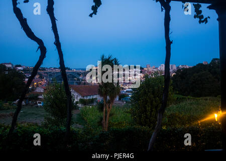 Vista da Vinum, il ristorante e wine bar a Graham Lodge Port Vila Nova de Gaia, Porto, Portogallo. Foto Stock