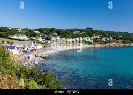 Splendida costa a Coverack nella parrocchia di St Keverne, penisola di Lizard Cornwall Inghilterra REGNO UNITO Foto Stock