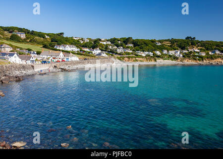 Splendida costa a Coverack nella parrocchia di St Keverne, penisola di Lizard Cornwall Inghilterra REGNO UNITO Foto Stock