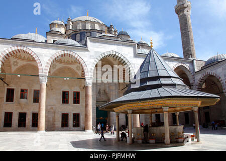 Turchia, Istanbul, comune di Fatih, quartiere di Fatih, Moschea Fatih Foto Stock