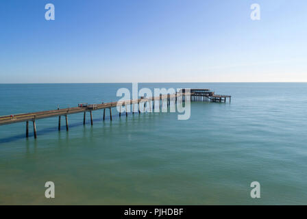 veduta aerea del molo a deal sulla costa del kent Foto Stock