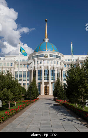 Residenza del Presidente della Repubblica del Kazakistan Ak Orda ad Astana, Kazakistan. Foto Stock