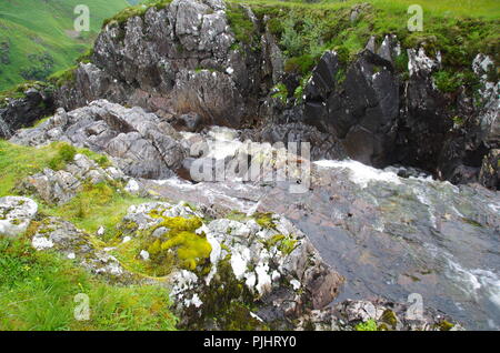 Cascate del Glomach cascata. John O' semole (Duncansby head) in terre fine. da estremità a estremità trail. Cape Wrath trail. Highlands. La Scozia. Regno Unito Foto Stock