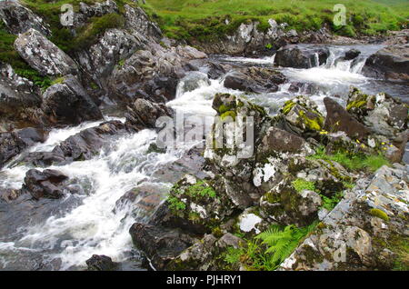 Cascate del Glomach cascata. John O' semole (Duncansby head) in terre fine. da estremità a estremità trail. Cape Wrath trail. Highlands. La Scozia. Regno Unito Foto Stock