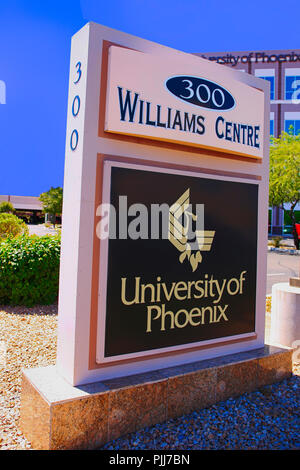 University of Phoenix, privato a fini di lucro collegio ingresso sign on Craycroft in Tucson, AZ Foto Stock