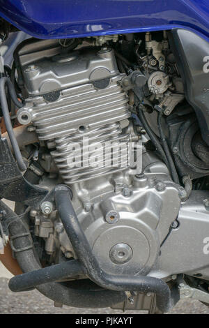 Dettaglio immagine del metallizzato brillante motore in moto Foto Stock