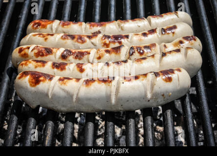 Weisswurst , tradizionali bavaresi salsiccia bianca Foto Stock