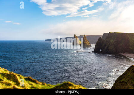 Il pile Duncansby vicino a John O Groats Foto Stock