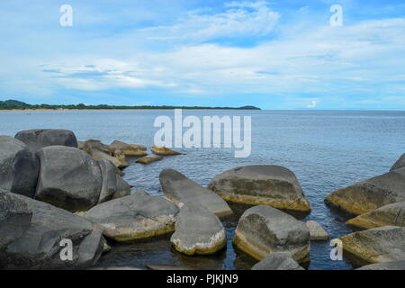 Meravigliose formazioni rocciose a Kande Beach, il Lago Malawi Malawi Foto Stock