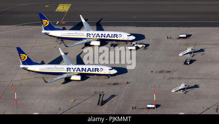 Weeze aeroporto, Basso Reno aeroporto, Ryanair, la compagnia aerea di bilancio, Dusseldorf WEEZE Aeroporto, Weeze, Basso Reno, Renania settentrionale-Vestfalia, Germania, Europa Foto Stock